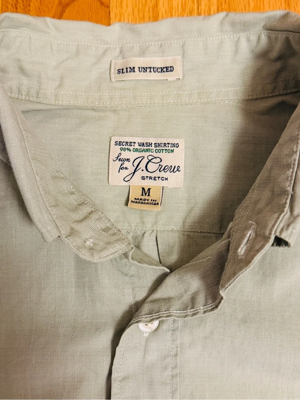 J. Crew Mens Secret Wash Slim Untucked Long Sleeve Button Down Shirt Medium Sage